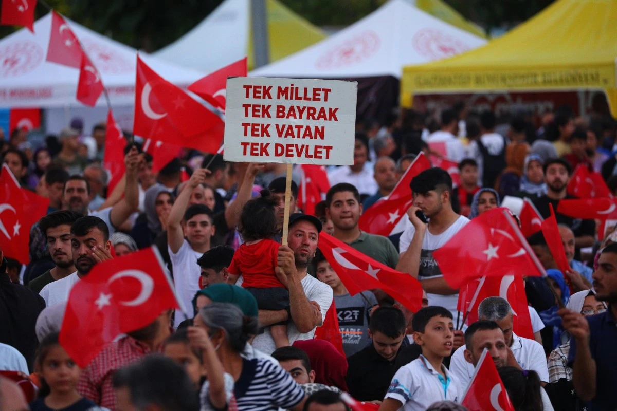 Gaziantep, 15 Temmuz gecesi yine tek yürek, tek bilek oldu.